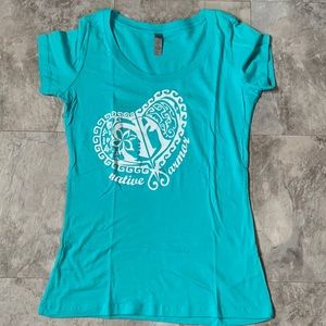 Women’s U-neck T-shirt
